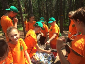 Активисты школьных лесничеств края побывали на «Столбах»